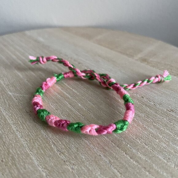 Cove Bracelet, anklet, trendy, comfortable, tie, embroidery thread, woven, gift, - Picture 1 of 1